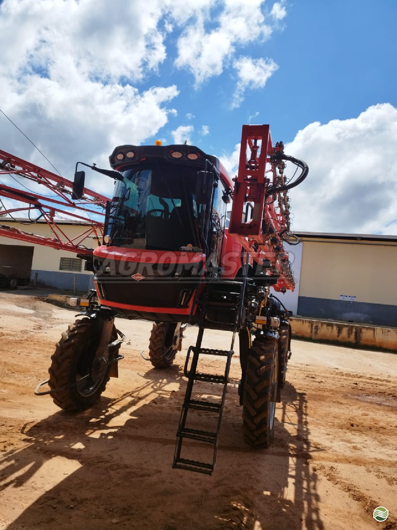 PULVERIZADOR KUHN FIGHTER 2500 Tração 4x4 Agromaster Máquinas Agrícolas PONTA GROSSA PARANÁ PR
